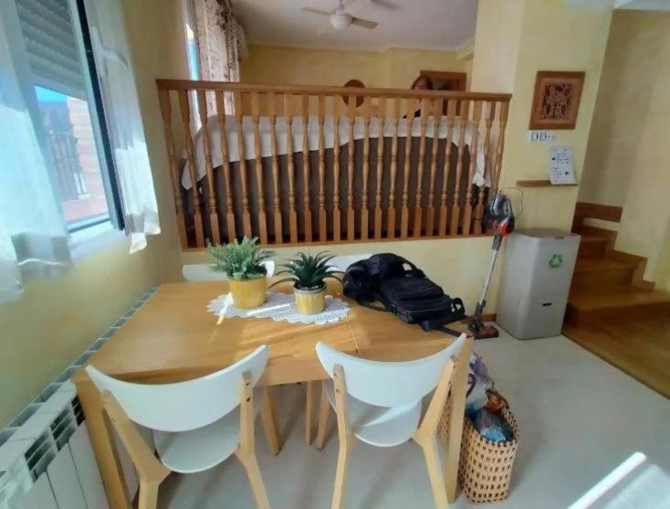 Un Apartamento Con Vistas Viguera Exterior photo